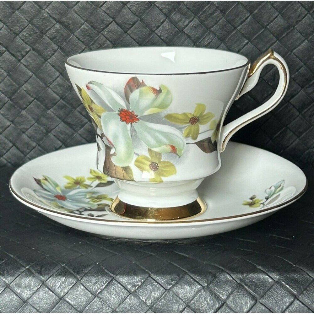 Windsor Footed Tea Cup & Saucer Bone China England With Dogwood Flowers Vintage